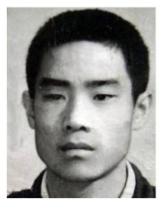 朱国华的父亲是朱德唯一的儿子朱琦,母亲是普通农民出身的赵力平,他的