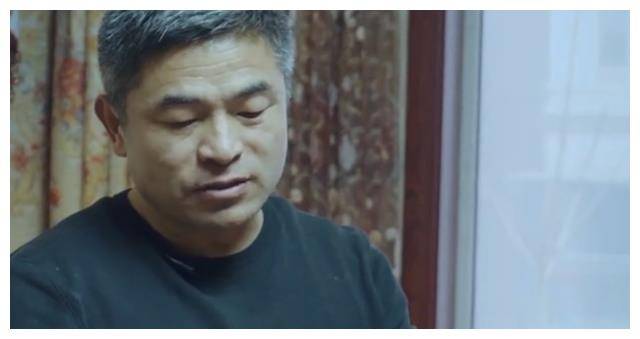 看似桀骜不羁的街头骑行团也加入了帮助郭刚堂的队伍;刘德华投资并且