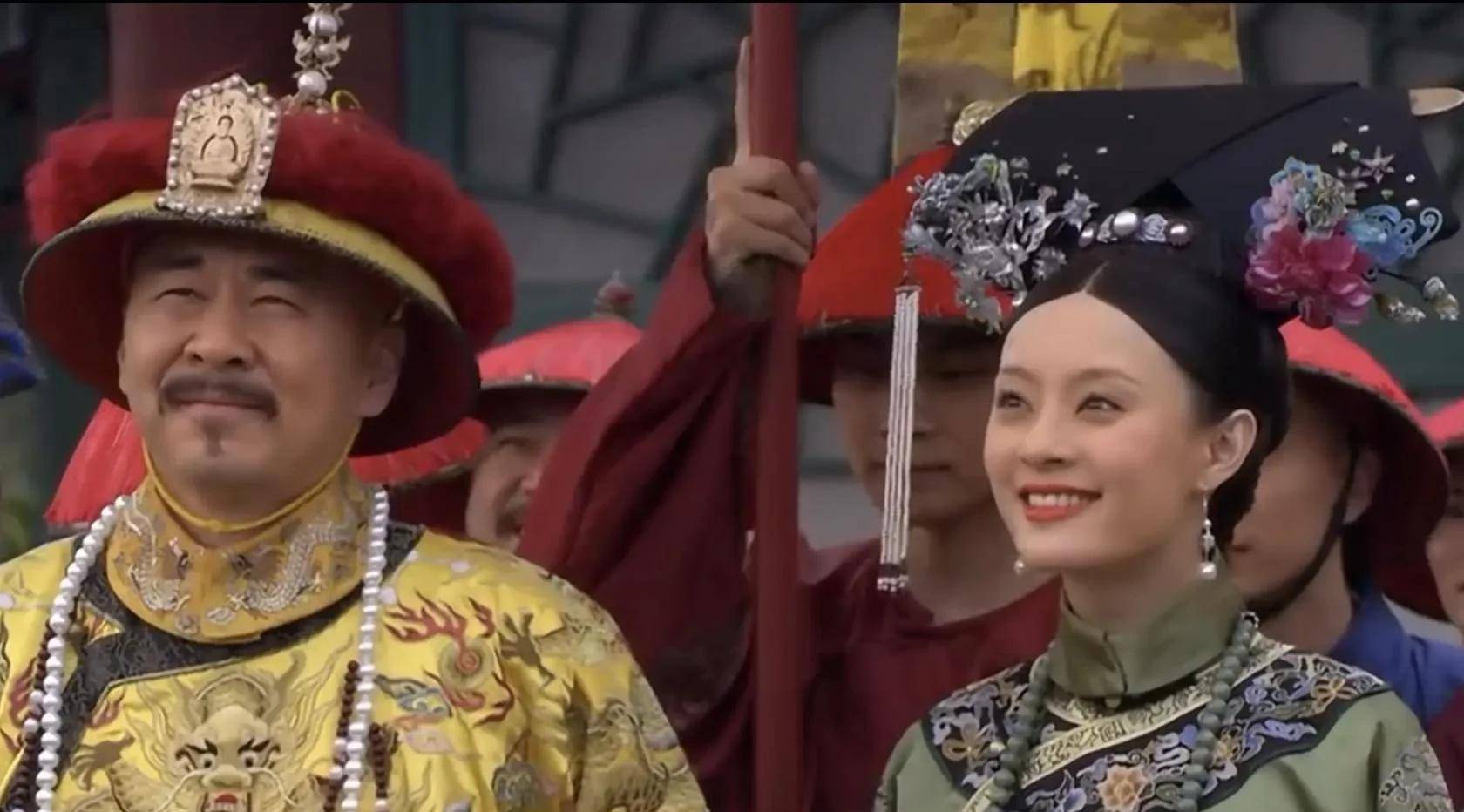 甄嬛该如何化解"纯元故衣"事件?