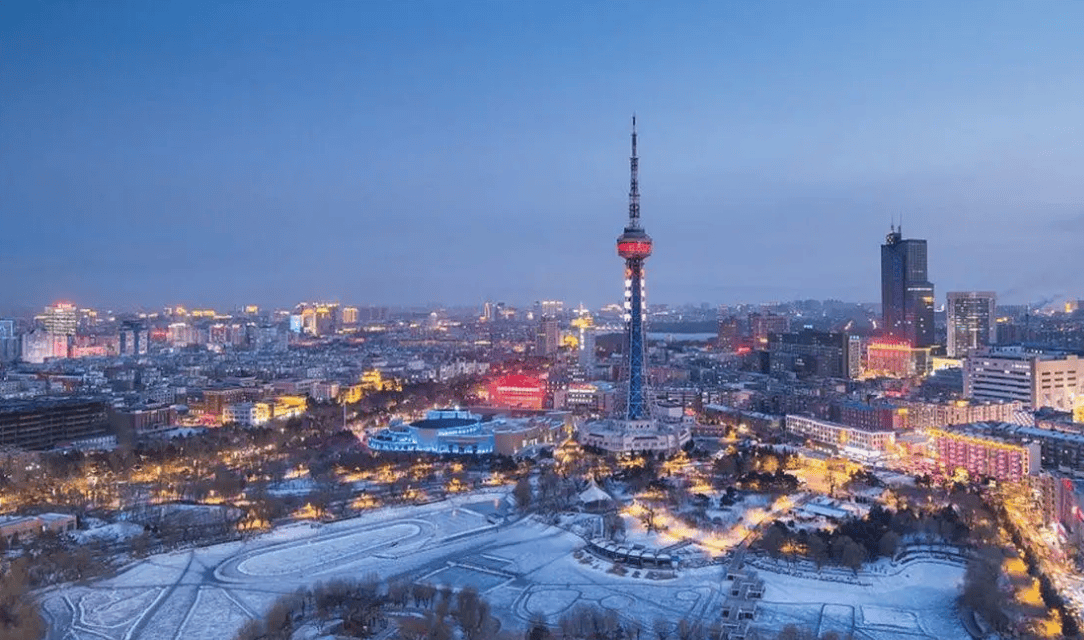 史锐雪出生于1986年的吉林白城,在东北地区家里的女孩往往是比男孩是