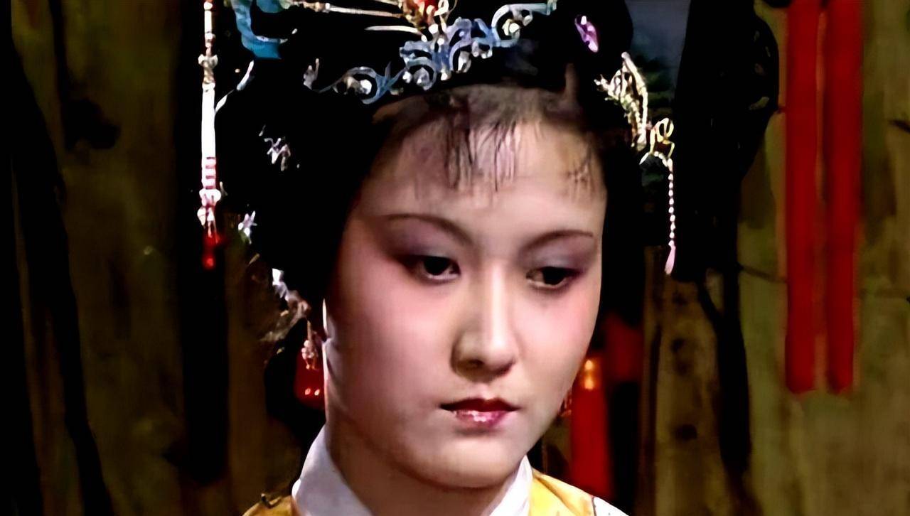 贾迎春死得有多惨?"作贱得,公府千金似下流"就是结局