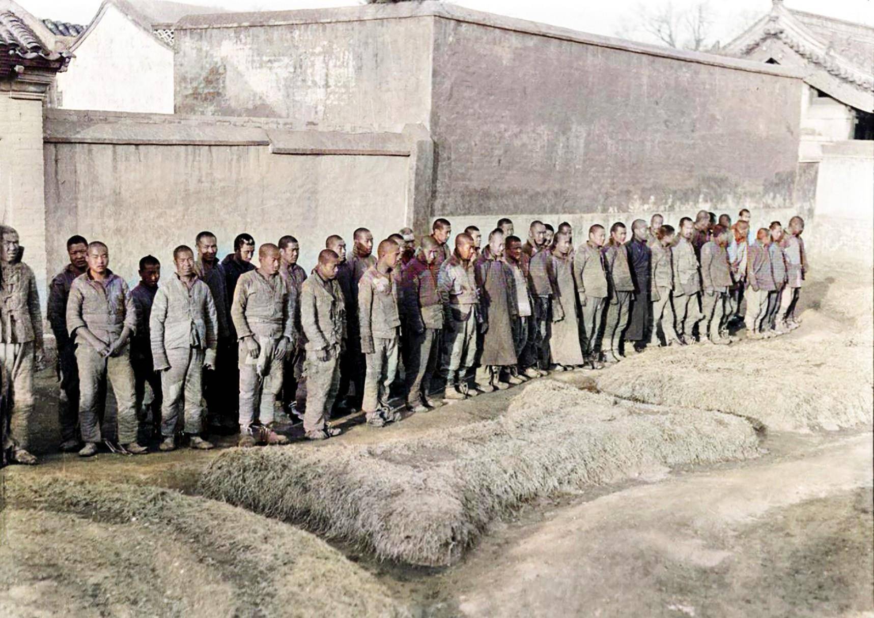 1919年的北京监狱,绞刑架阴森恐怖,囚犯并非面目狰狞
