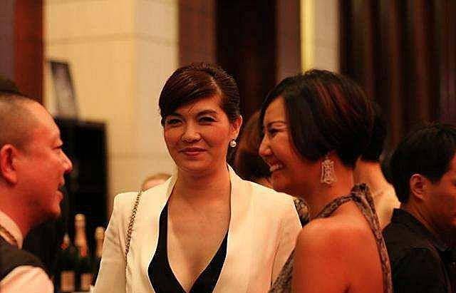 2003年,奥运冠军庄泳二婚嫁大8岁的队友,在英国诞下儿女