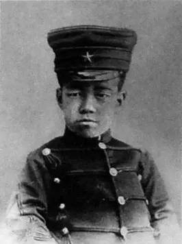 裕仁亲自下令,干掉自己父亲-大正天皇