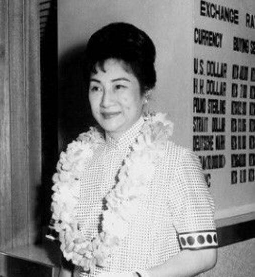 她是民国有名交际花,53岁时嫁75岁名人,晚年2人法庭上打官司