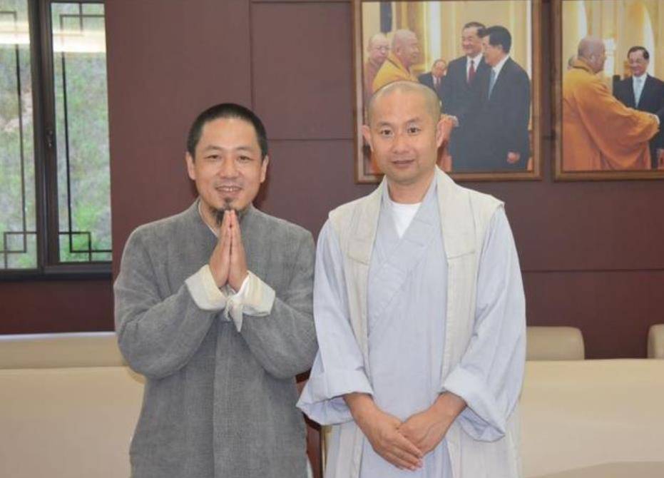 他辞去海南公安厅"铁饭碗",出家当和尚,奈何佛缘深厚_张平中_佛法