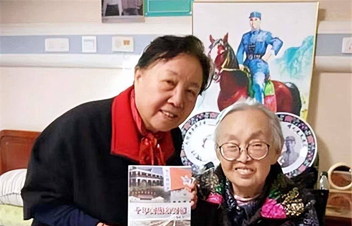 刘志兰:左权将军牺牲后,她带女儿改嫁秘书,女儿后来如何