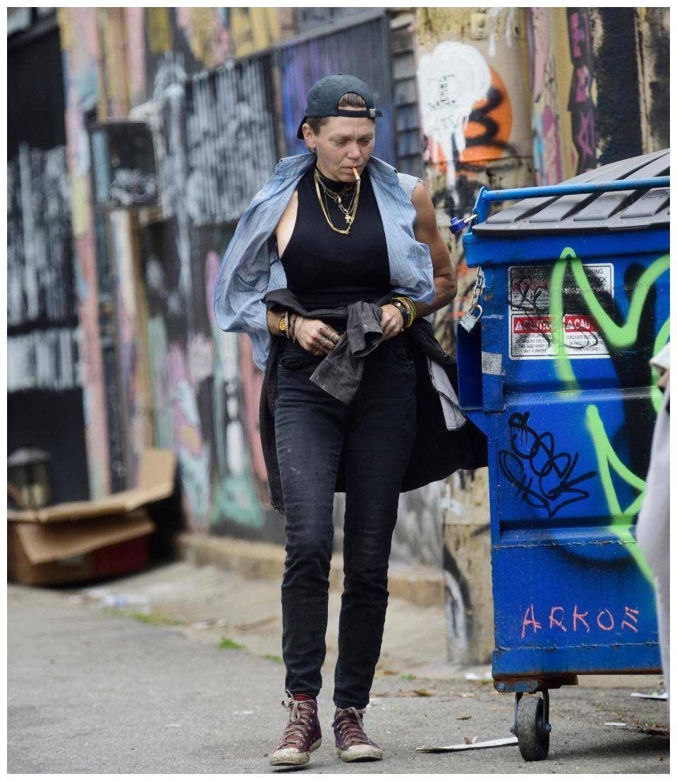 以捡垃圾为生,不愿接受他人帮助_威尔森_杰里米·杰克逊_洛尼·威利森