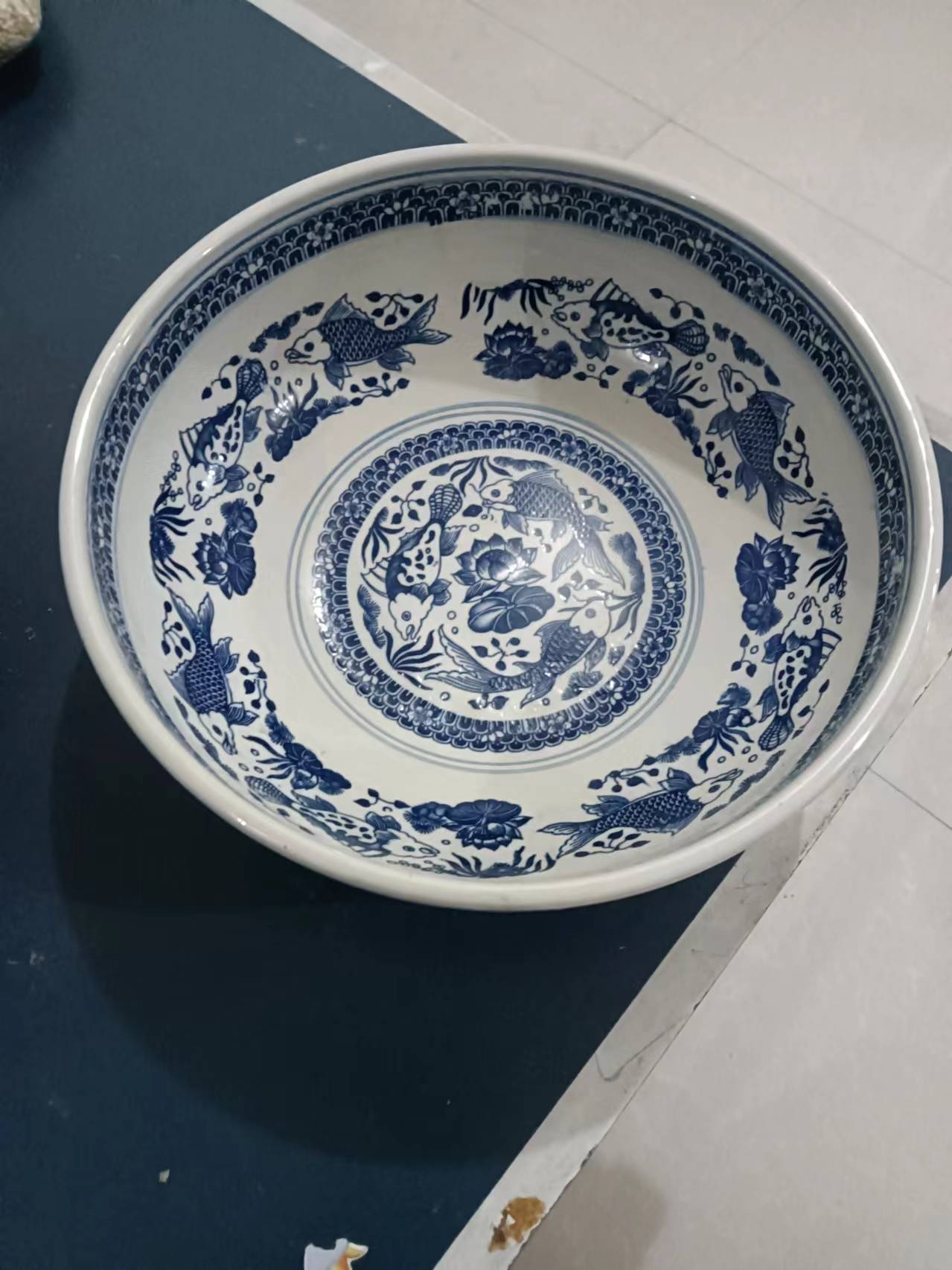 大清康熙年制青花鱼藻纹大碗_瓷器_纹饰_清代