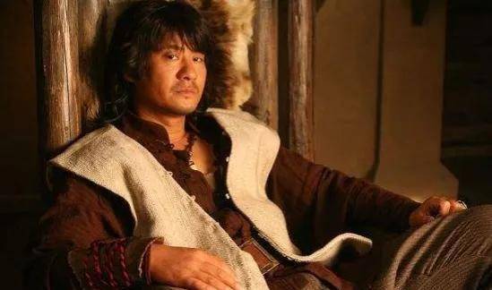 《天坑鹰猎》:马殿臣三闯关东成金王,却终究看不透心中的欲望