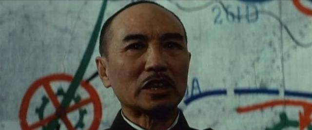 电影大决战远比电视剧大决战精彩,而这关键在于细节的刻画_蒋介石