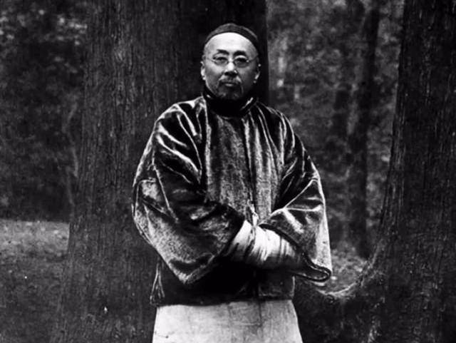 辜鸿铭:学习西方先进文化的国学泰斗,却留辫子,宣扬封建陋习?