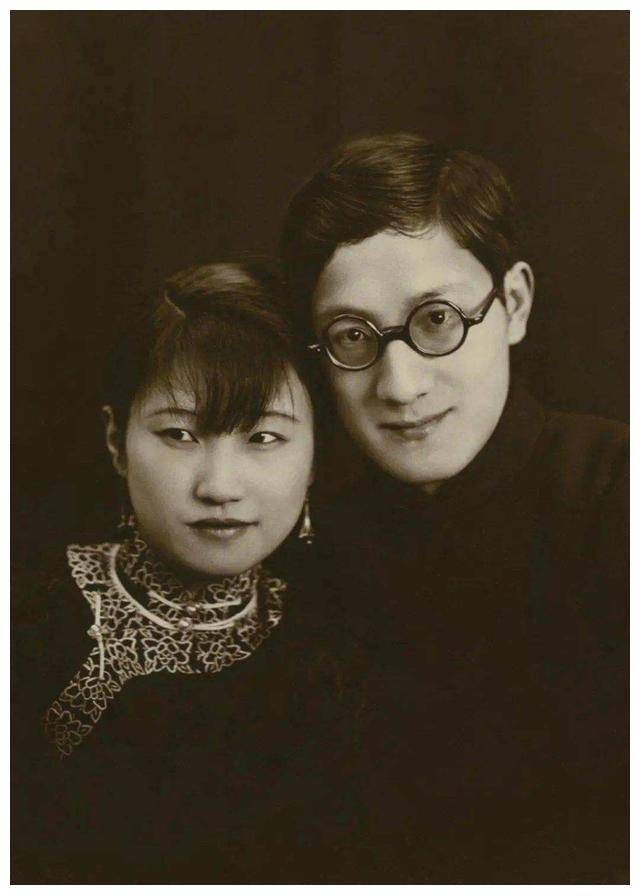 徐志摩空难后,陆小曼连续18年每月都收到300元,谁在养着她?