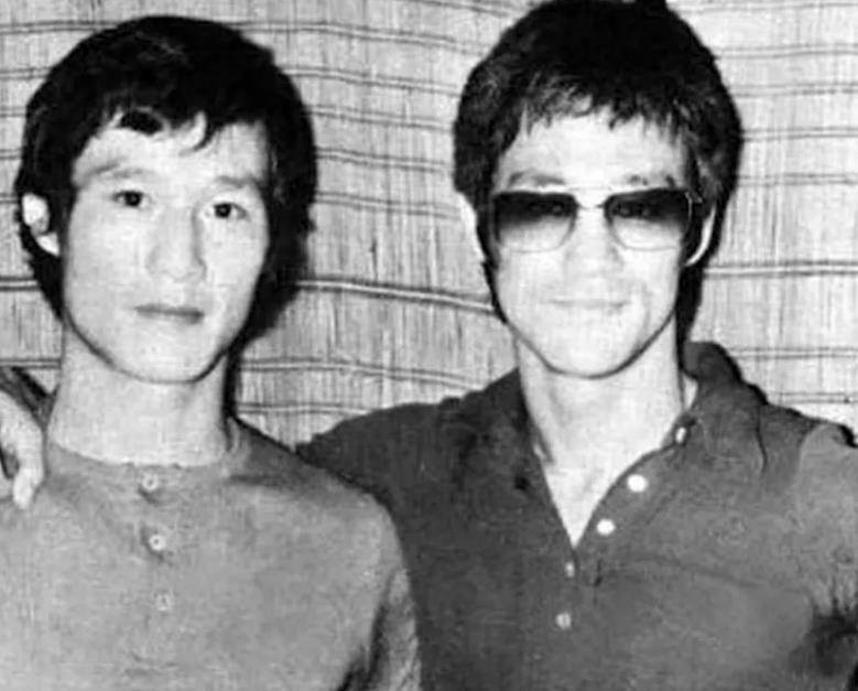 这部电影除了李国豪之外还有一个大人物参演,那就是陈惠敏