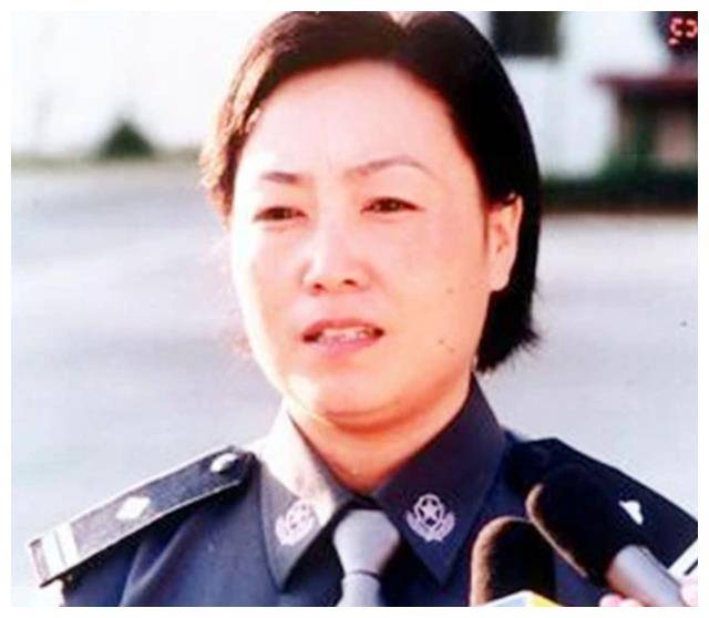 2004年任长霞因公殉职,近20万人眼含热泪送行,解密其死亡真相