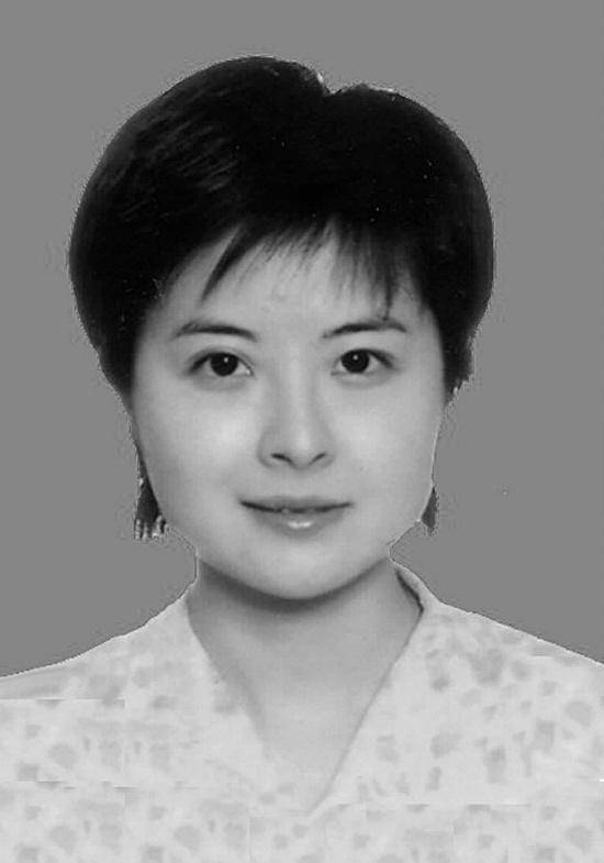 前央视名嘴张泉灵:因一场乌龙病辞离央视,今靠"奇葩"方式走火