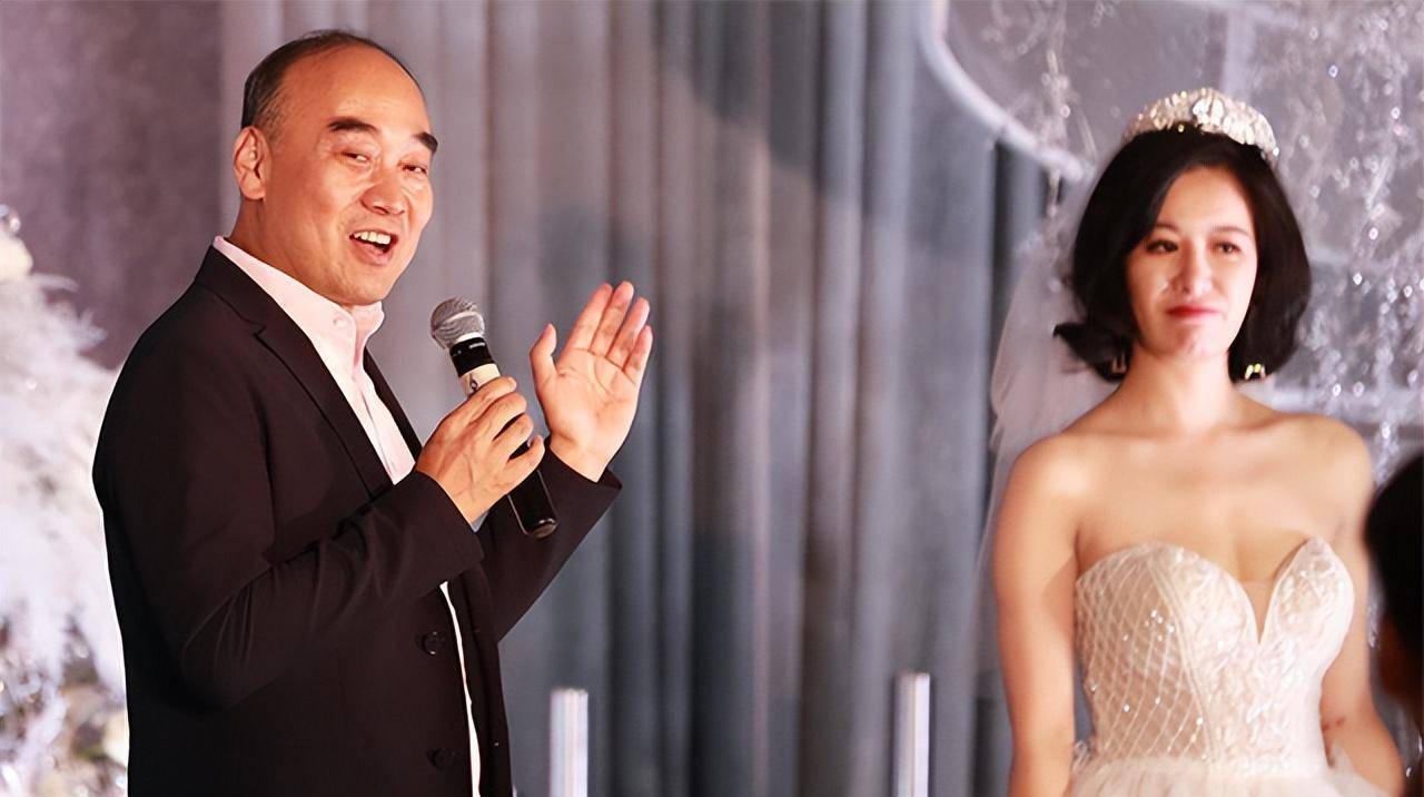 曾经的cba冠军孟达,婚姻生活一地鸡毛,如今一心都在篮球上_赵丹丹