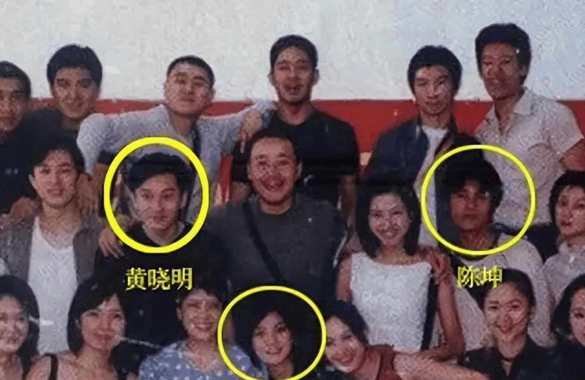 陈坤的儿子已成年,容貌开始显现母亲的基因,像谁可以认得出吗?