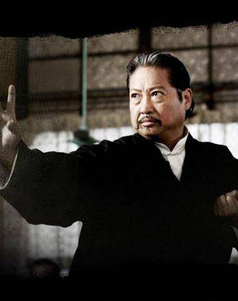 成龙和洪金宝都曾被他打伤,李连杰与他闹翻_刘家良_武打_电影