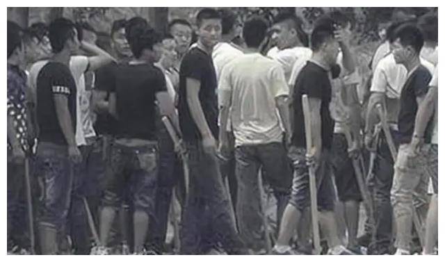 3000名警察仅20小时捉拿归案_父亲_青海_李漠