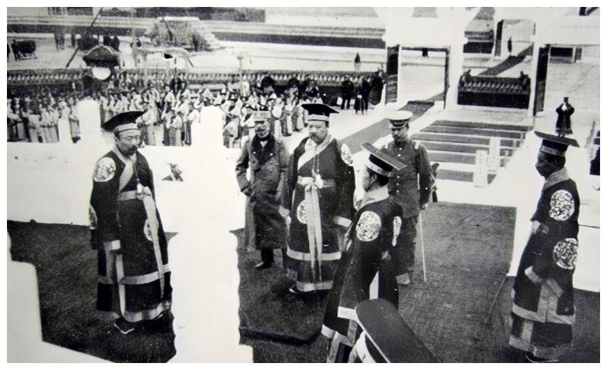 蒋介石的军事高参,被斯大林称为战略专家,却在解放前被蒋暗杀_杨杰