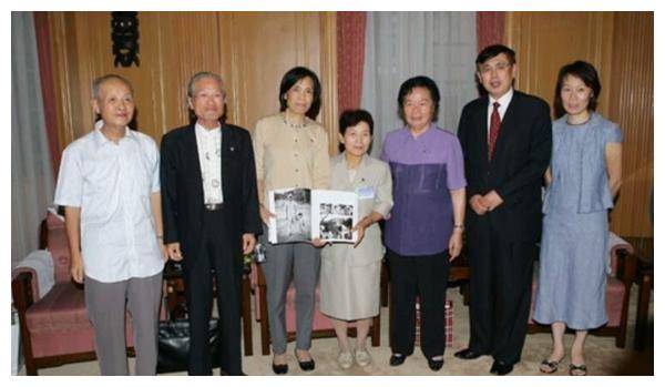 父亲是元帅,丈夫是上将,她是中国首位女中将_聂力_聂帅_张瑞华