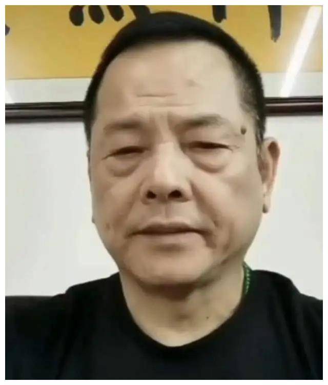 沉寂多年的澳门"黑大哥",就唐山事件发声:洪门弟子勿袖手旁观