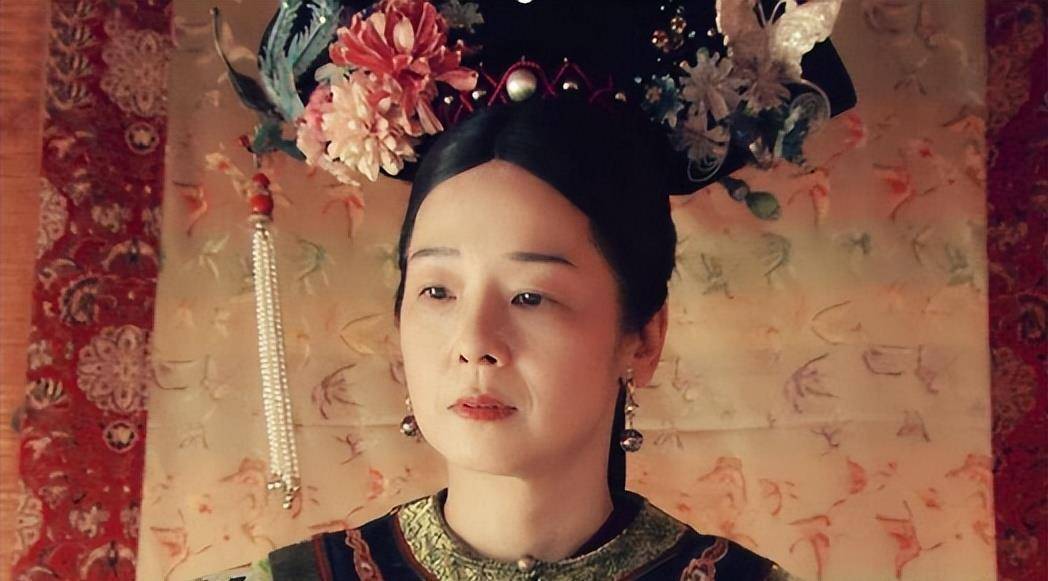 虽然安德海死了,但是李莲英也没有因此而上位.他真正被