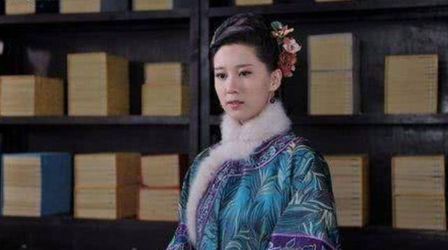 十三岁的宋哲宗因放纵过度而病逝,此时刘婕妤所生的那位皇子早已夭折