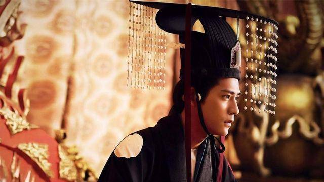 权力就像"羊羔"一样,吸引着化身"饿狼"的西晋诸侯争夺_成都王_齐王