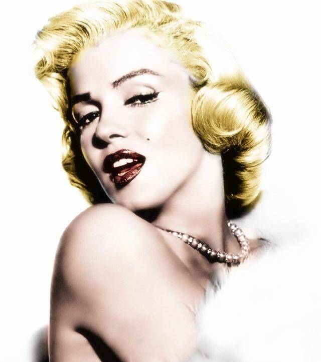 玛丽莲梦露:她的美成为一个时代的象征,惊艳了时光