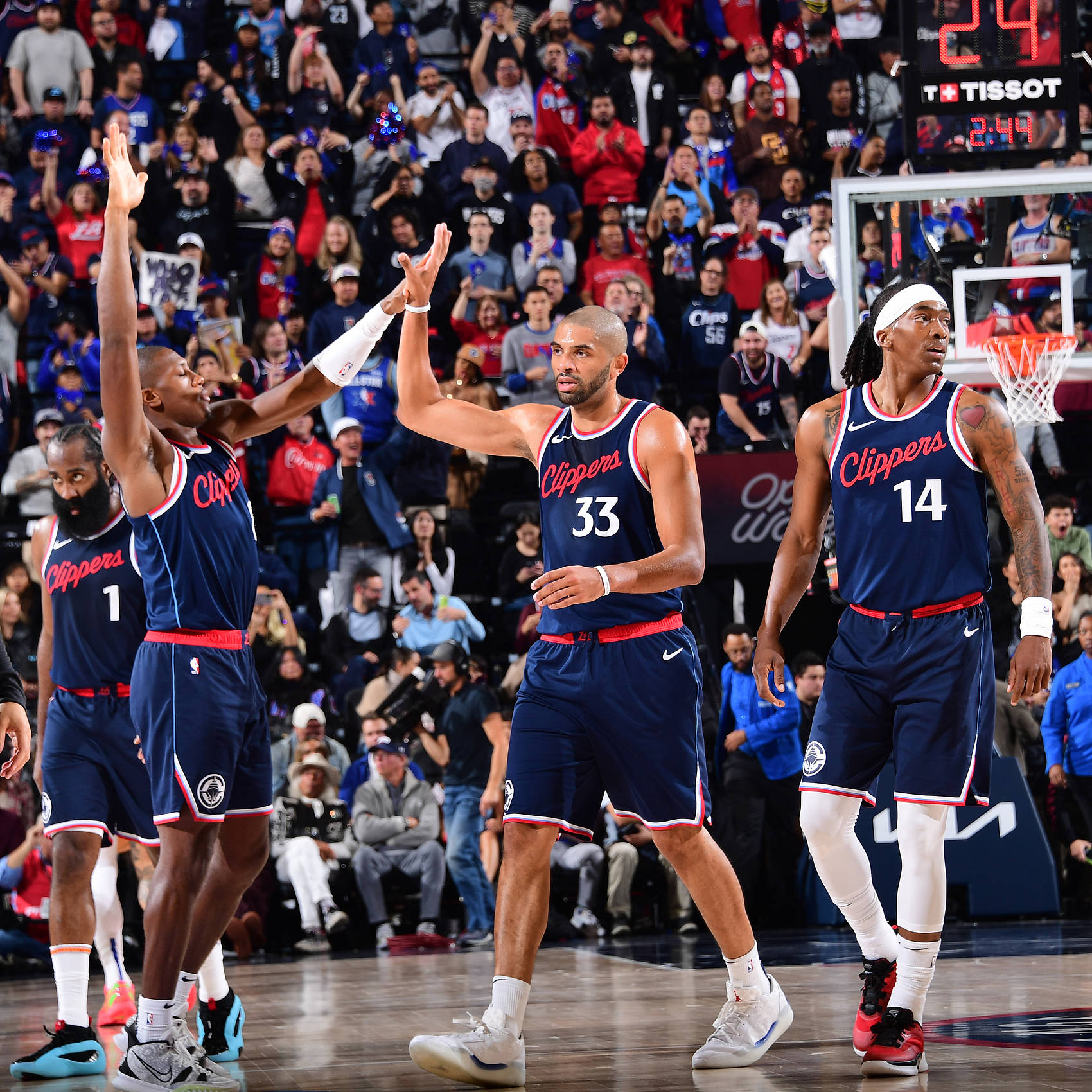 谁将笑到最后引爆西部季后赛格局