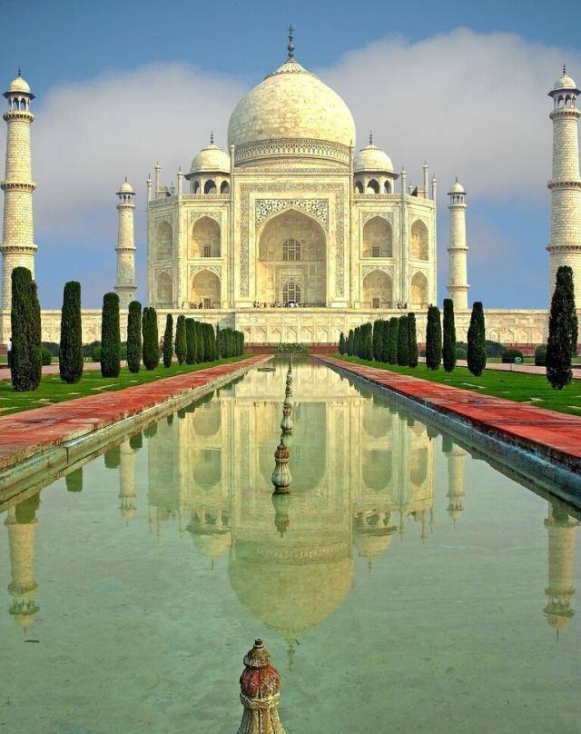 泰姬陵背后的女人,19年为丈夫生14个孩子,最终却死在了产床上