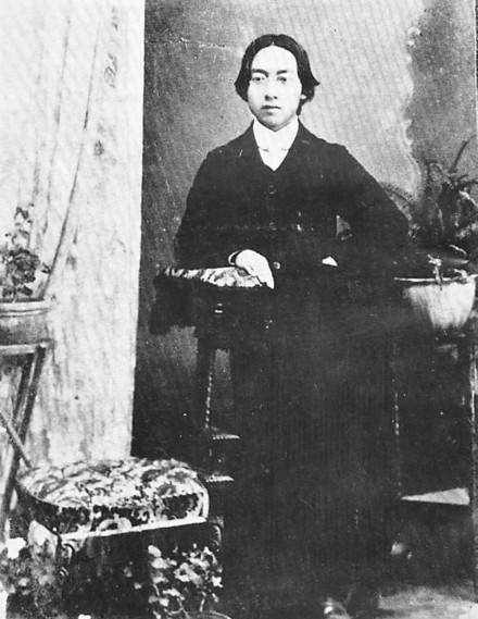 被捧为宅男女神,从没露过面,一天却收一千多封情书_女子_潘小璜_男人