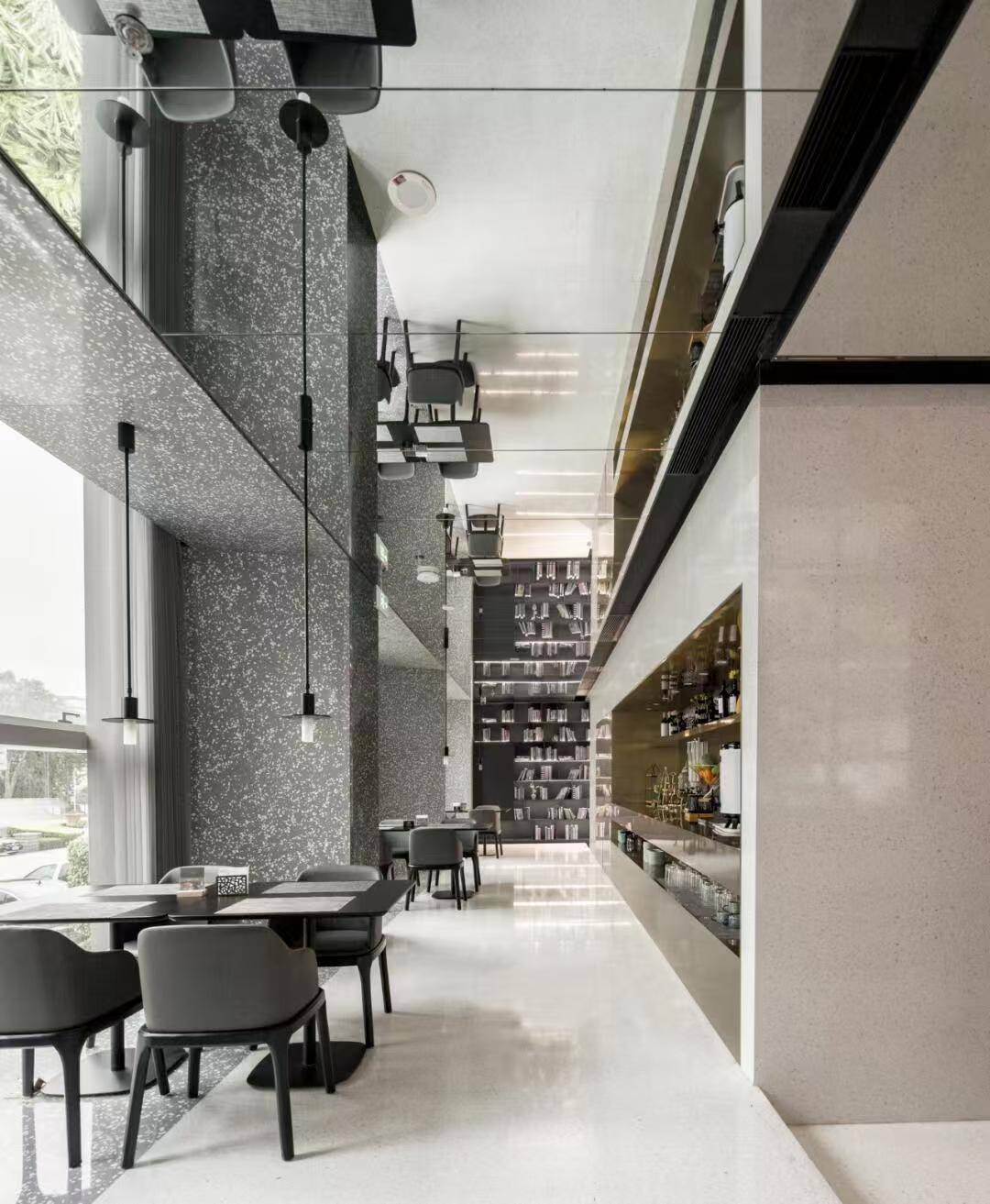 酒店镜面不锈钢蜂窝板吊顶,打造非凡空间体验