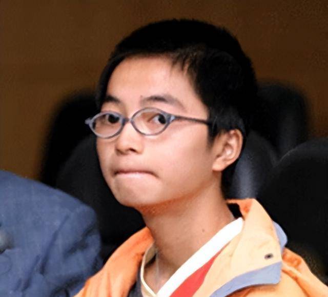 纪实:两名男孩赌气离家出走大胆扒飞机,造成一死一残_小楠_父母_好