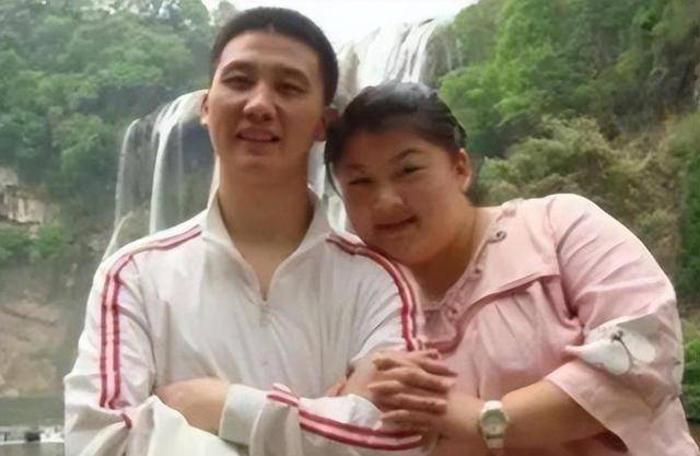 回顾杨树林:独自带女儿苦等胖丫,如今妻子出狱两年后,他们怎样了?