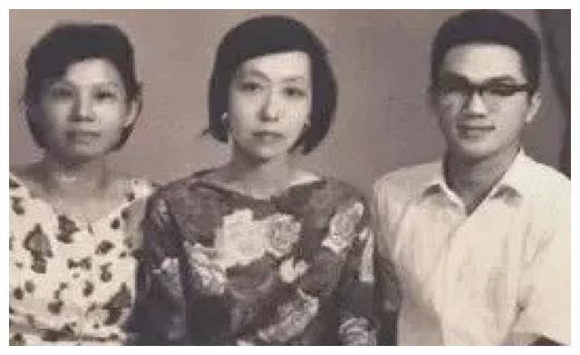 张爱玲死前居所实拍:房间脏乱不堪,没有家具,尸体一周后被发现