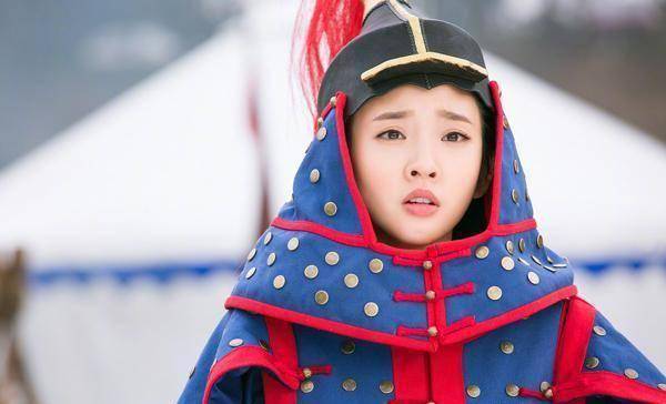 满蒙第一美女“叶赫老女”,用6次婚约阴差阳错促进满清的建立_东哥_努尔哈赤_女真