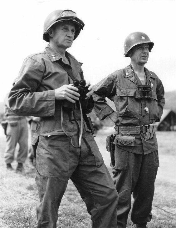 美军高层不否认参战的有中国人,但是认为这些中国人并非中国军队,而