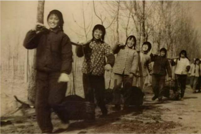 1974年女知青上厕所离奇失踪,追查40余年仍无结果,究竟去了哪里