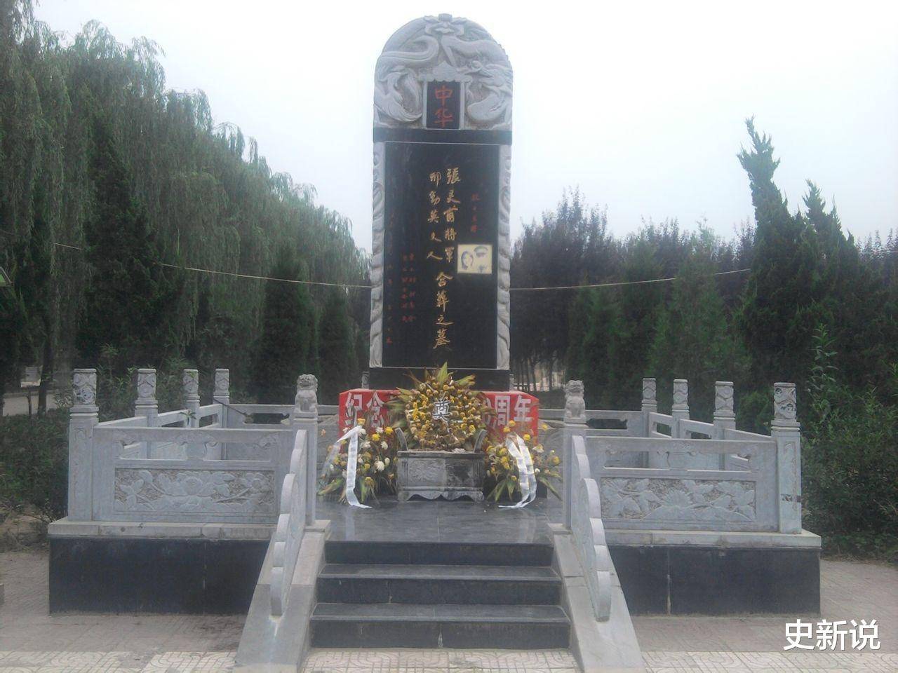 张灵甫在被击毙之后,并没有人为他竖立墓碑,即便是到了建国之后的很多