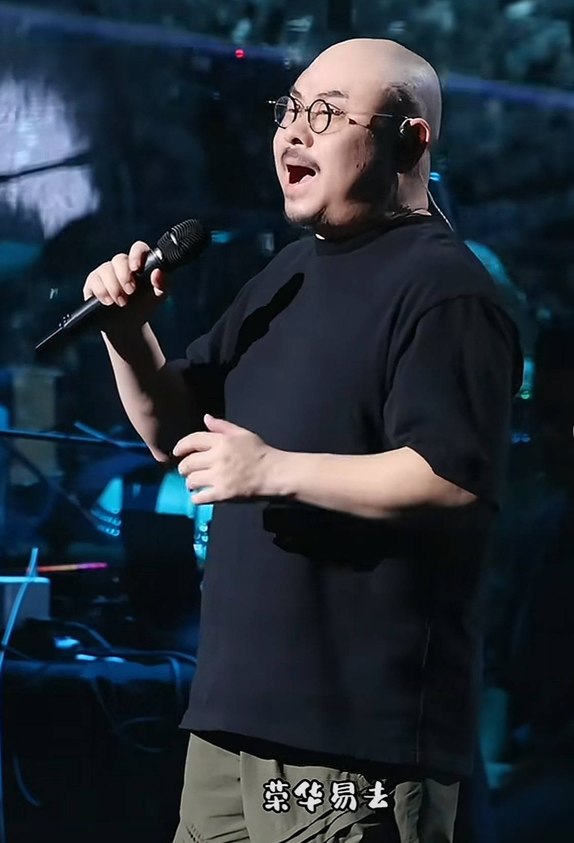 十问刀郎，您到底争什么？_演唱会_一个人_歌坛