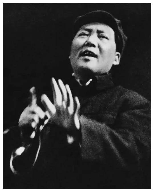 傅作义任水利部长后坦白:还有个错误没交代,毛主席听后哈哈大笑_工作_北平_问题