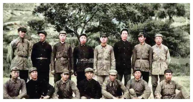 1929年,陈毅要求中央换掉毛主席的工作,李立三:去年你咋说的?_朱德_红四军_朱毛