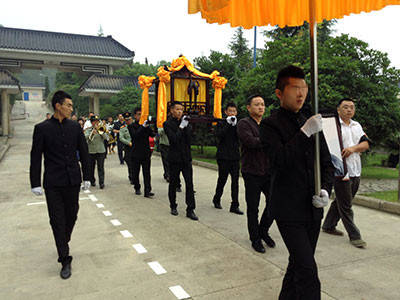 苏州殡葬有哪些服务项目,殡仪馆全套一般多少钱