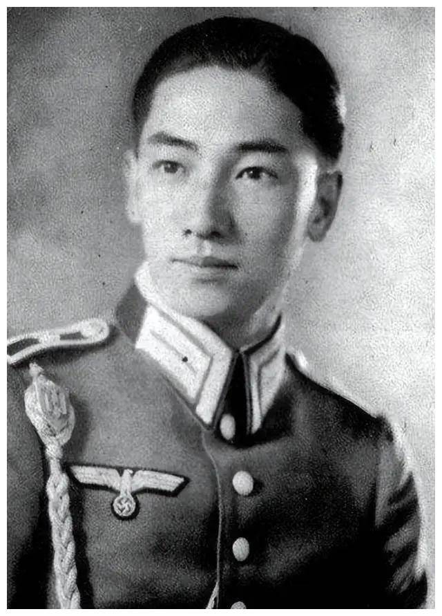 蒋介石亲生父亲是谁