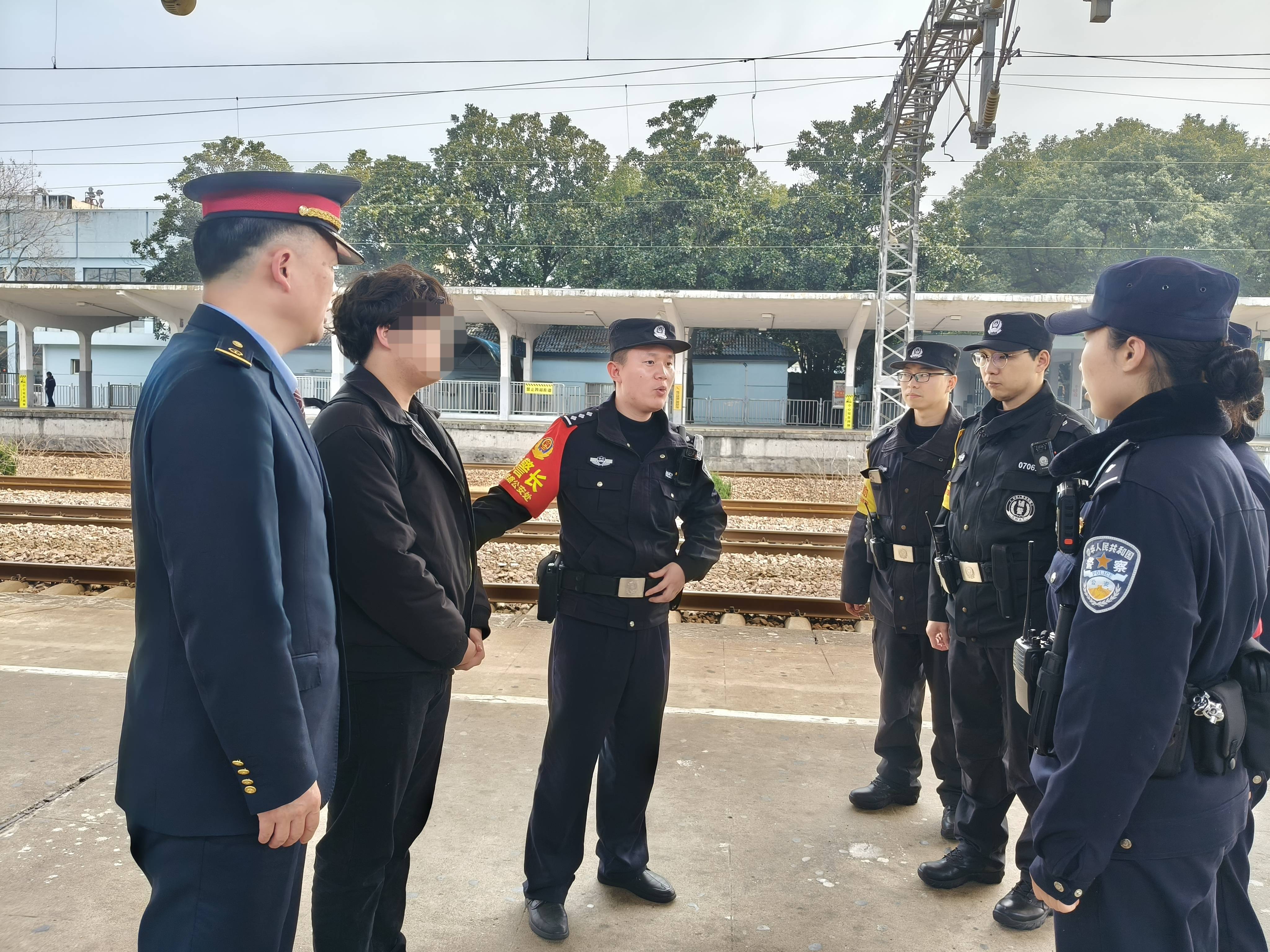 来源:怀化铁路公安处通讯员:杨腾 柳雅