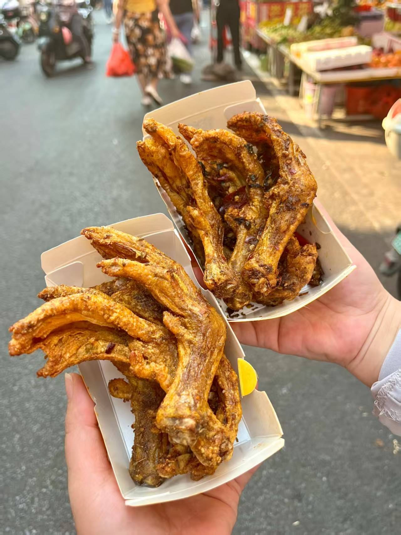 吕文扬与椒盐鸭掌