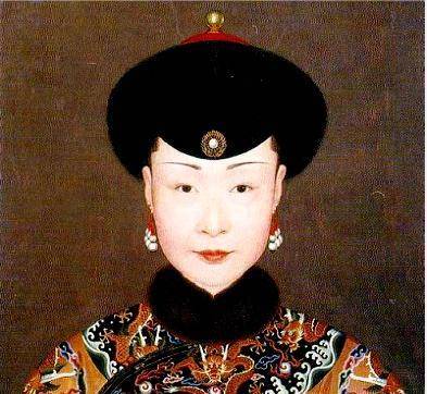 名为《心写治平》,但其中并无愉妃画像,现法国多勒市美术馆有一幅无名